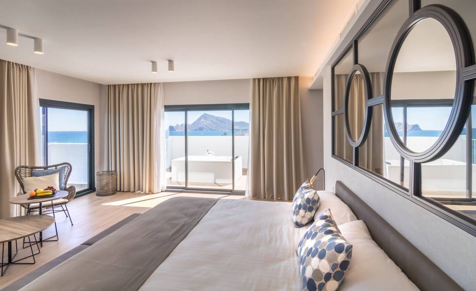 Junior mediterranean suite Cap Negret Hotel Altea, Alicante