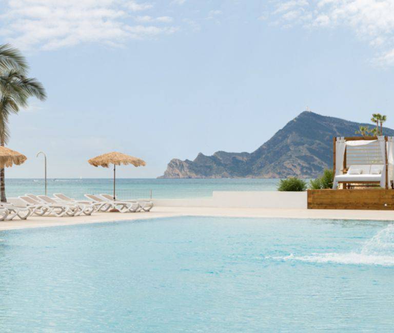 Infinity pool Cap Negret Hotel Altea, Alicante
