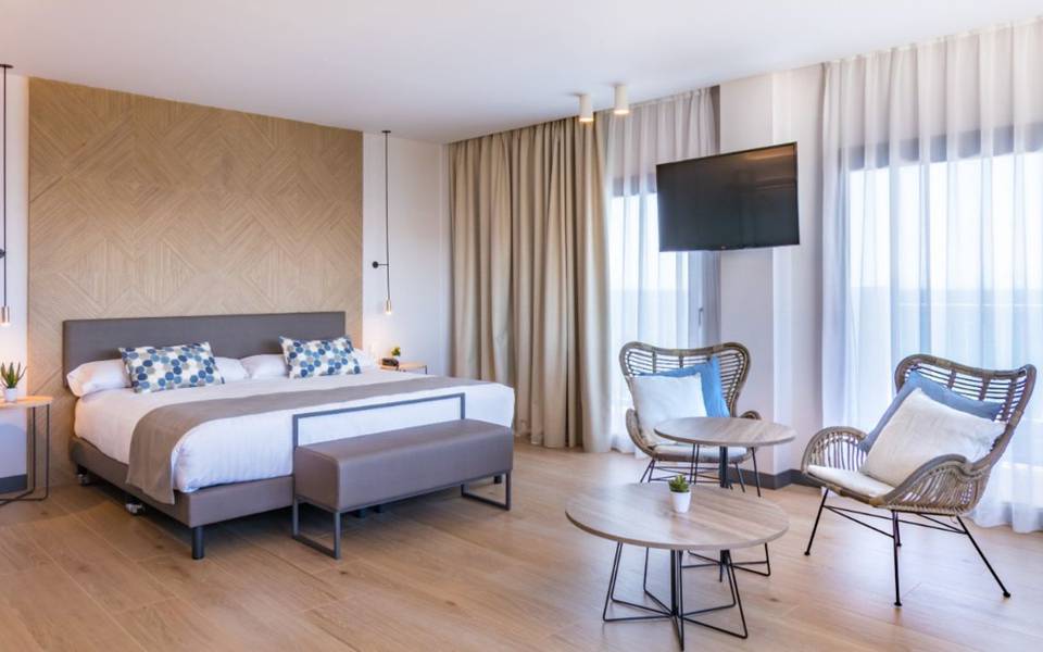 Junior suite altea cap negret hotel altea, alicante Junior suite altea cap negret hotel altea, alicante