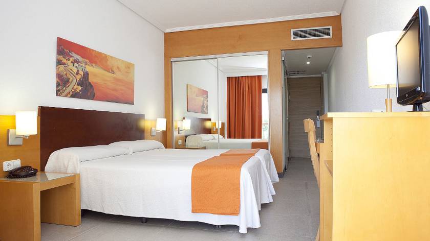 STANDARD DOUBLE ROOM Cap Negret Hotel Altea, Alicante STANDARD DOUBLE ROOM Cap Negret Hotel Altea, Alicante