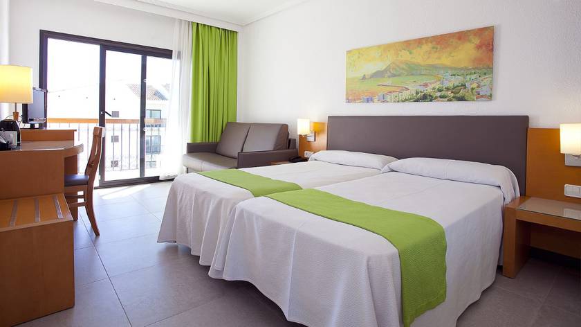 SUPERIOR DOUBLE ROOM Cap Negret Hotel Altea, Alicante SUPERIOR DOUBLE ROOM Cap Negret Hotel Altea, Alicante