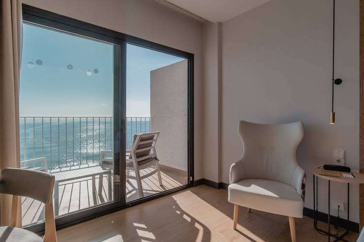 Front-facing sea view deluxe room cap negret hotel altea, alicante Front-facing sea view deluxe room cap negret hotel altea, alicante