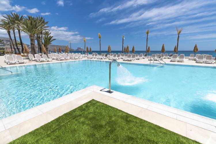 Outdoor swimming pool Cap Negret Hotel Altea, Alicante