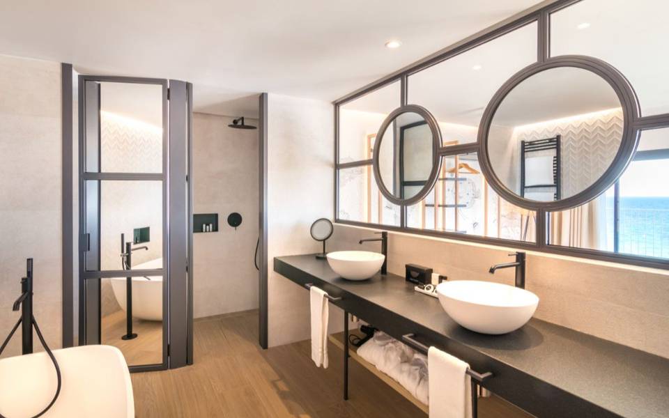 Junior mediterranean suite cap negret hotel altea, alicante Junior mediterranean suite cap negret hotel altea, alicante