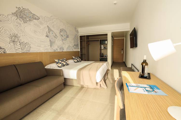 PREMIER DOUBLE ROOM Cap Negret Hotel Altea, Alicante PREMIER DOUBLE ROOM Cap Negret Hotel Altea, Alicante
